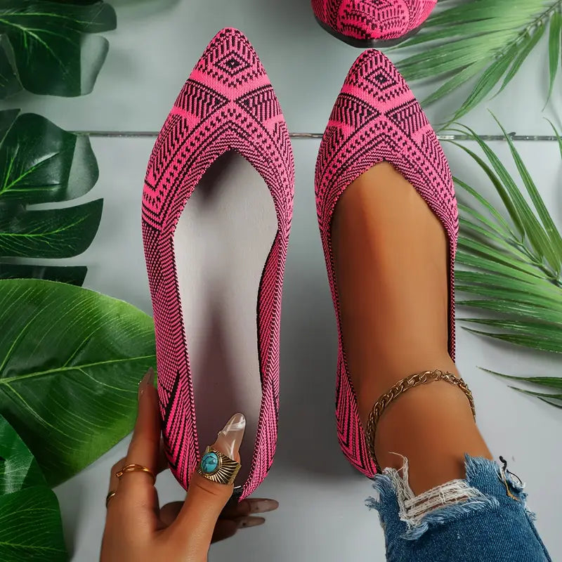 Vesperine – Stylish Pointed Toe Flat Sandals
