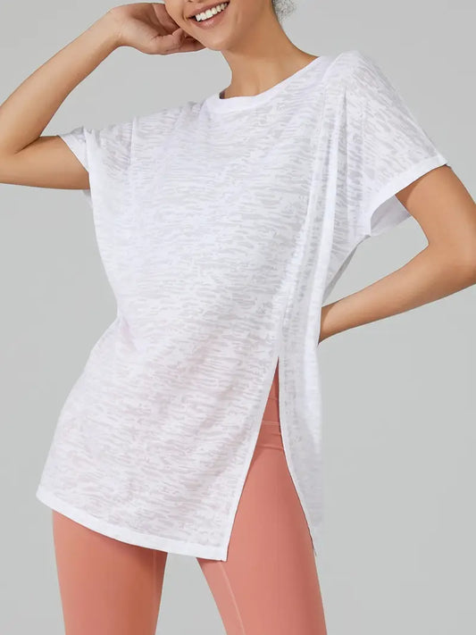 Thanessia – Versatile, Semi-transparent T-shirt
