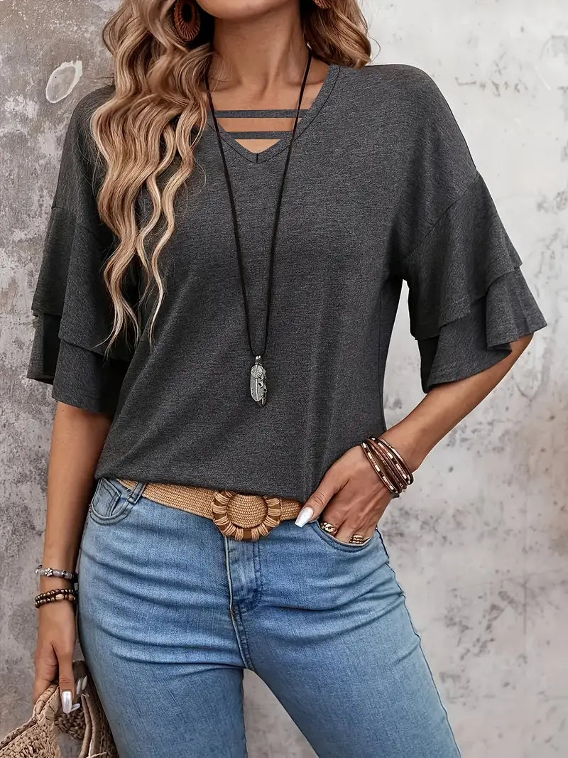 Hesperia – Stylish Top with Ruffle Sleeves