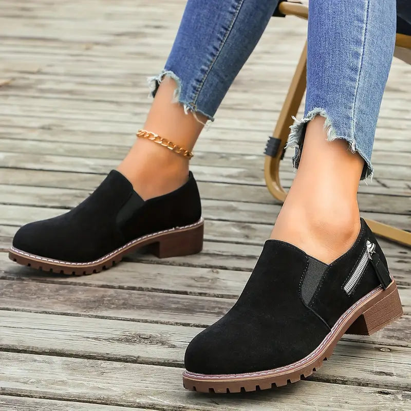 Ysadora – High-quality Suede Shoes with Block Heels