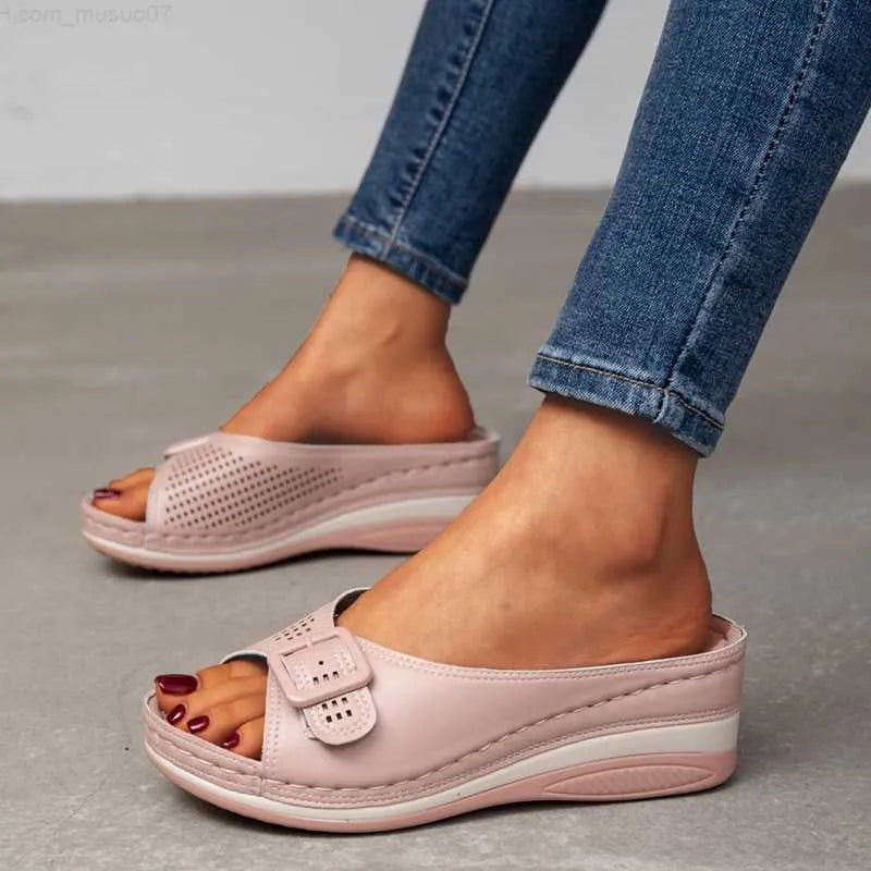 Lorienis – Stylish Leather Slipper Sandals