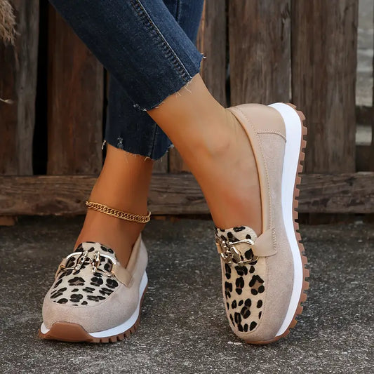 Ravenesse – Stylish Loafers with Leopard Print