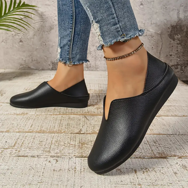 Thornessa – Minimalist Leather Shoes