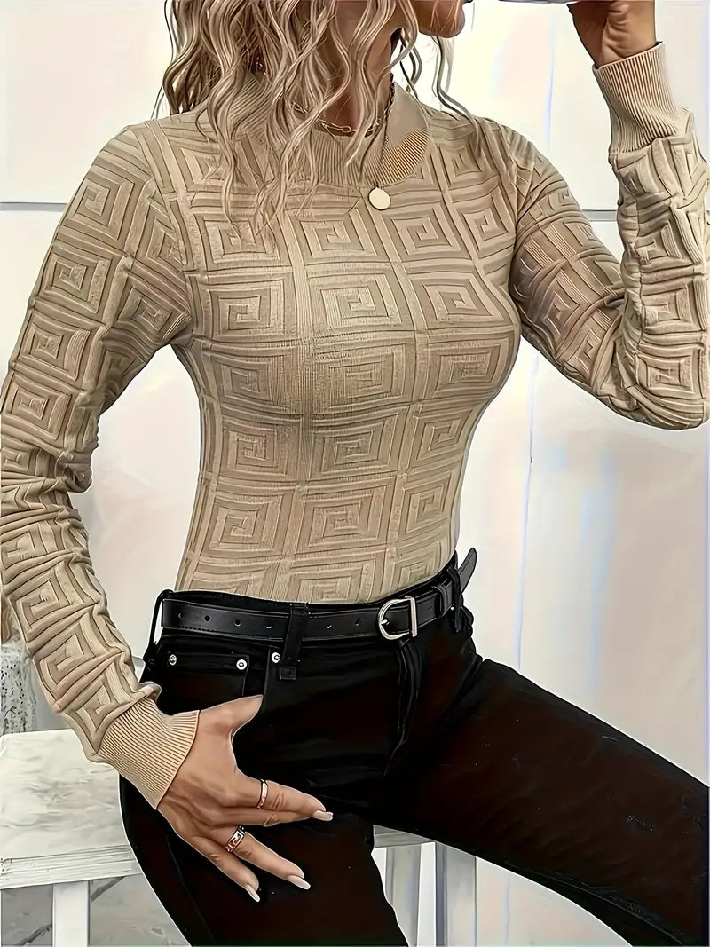 Holga – Elegant Pattern Knitted Top