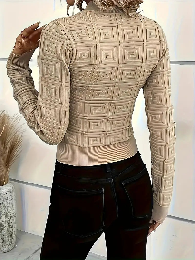 Holga – Elegant Pattern Knitted Top
