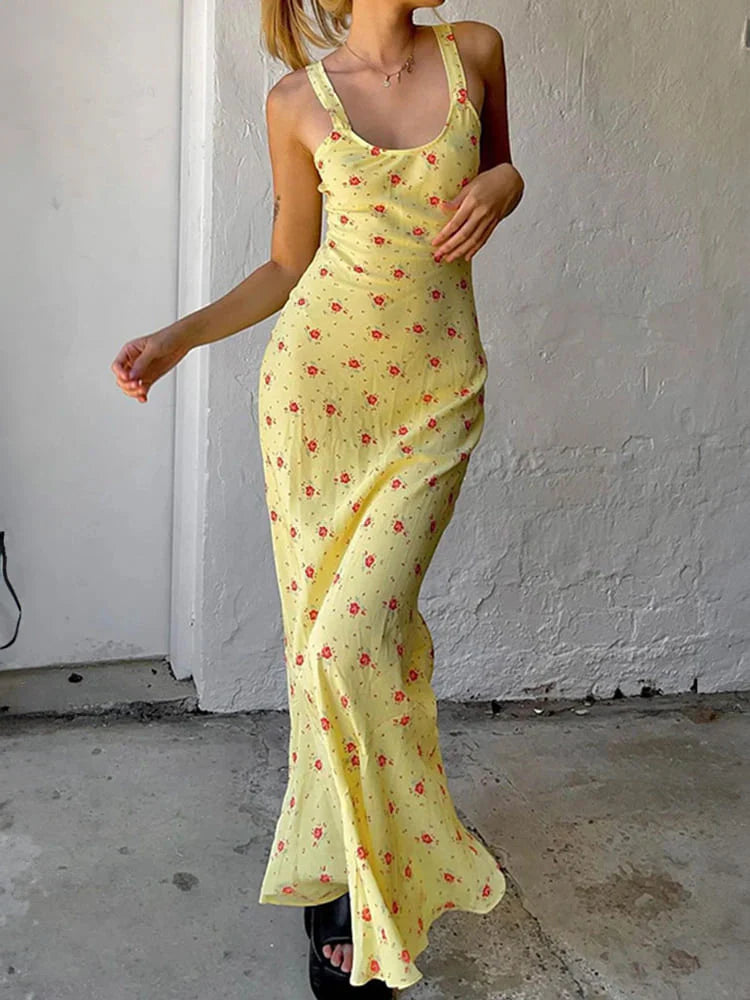 Arletty – Charming Floral Maxi Dress