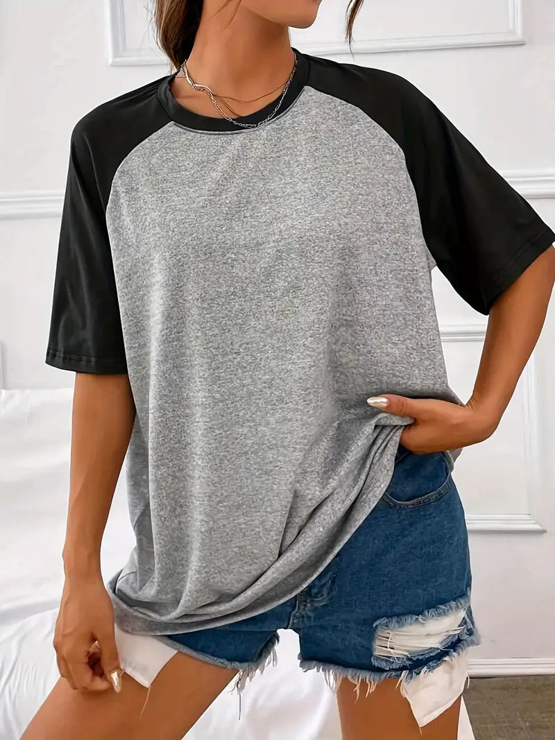 Vallorelle – Stylish Color-block T-shirt