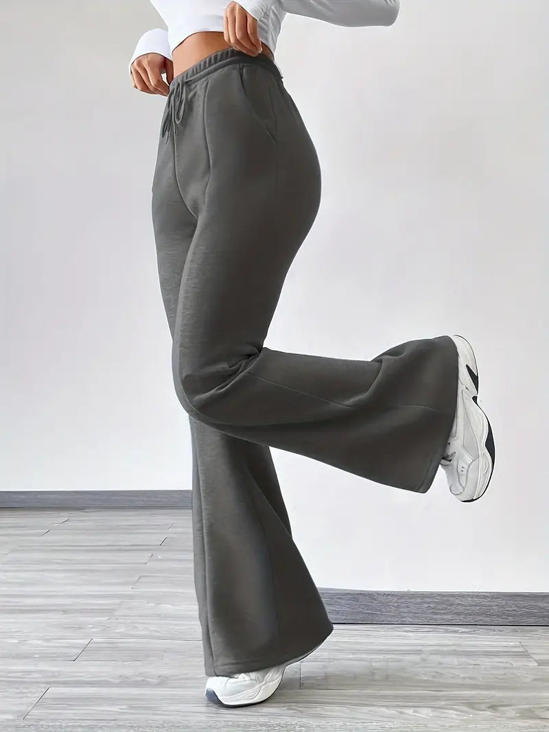 Manju – Flared Cotton Jogging Pants