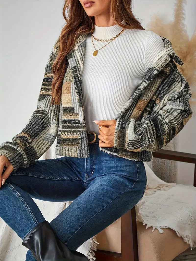 Sadie – Stylish Cropped Wool Plaid Jacket