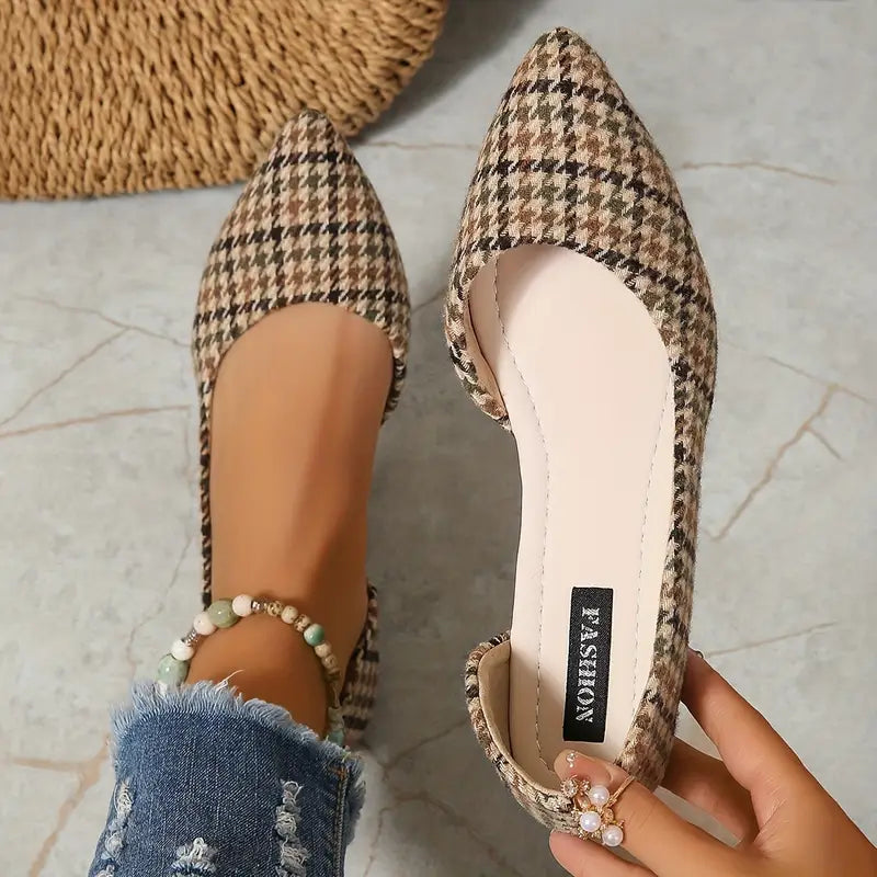 Vexa – Elegant Flat Shoes with Pointed Toes
