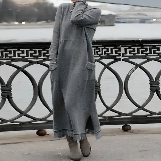 Aviana | Versatile and comfortable winter dress
