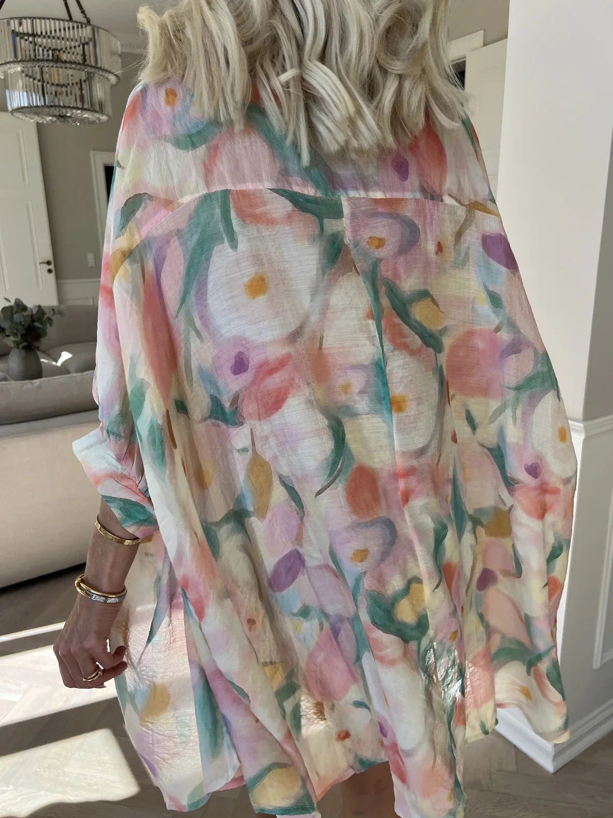 Lioraelle – Pastel Watercolor Oversized Shirt