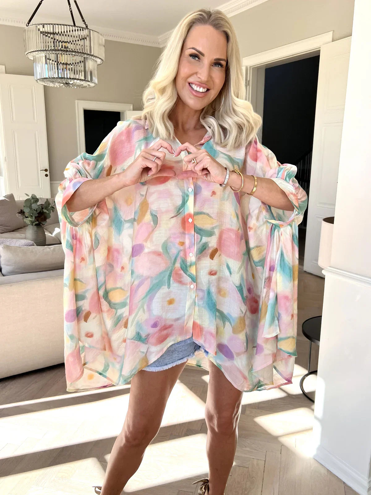Lioraelle – Pastel Watercolor Oversized Shirt