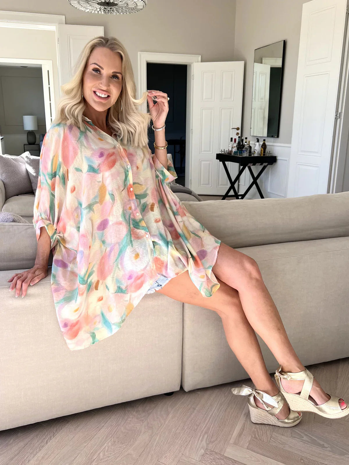 Lioraelle – Pastel Watercolor Oversized Shirt