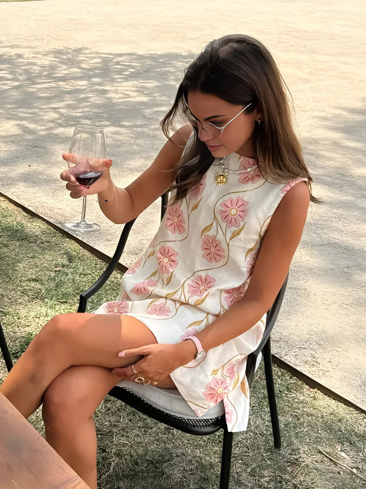 Hollie – Adorable Floral Linen Mini Dress