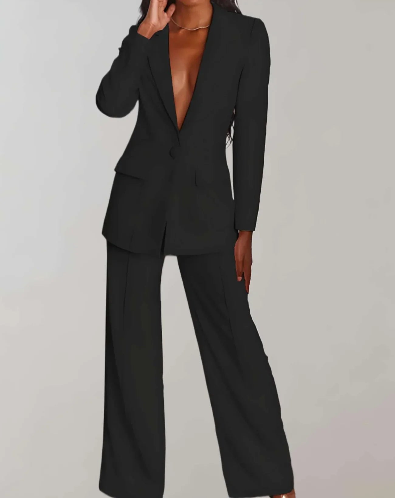 Blythe – Elegant Suit Set