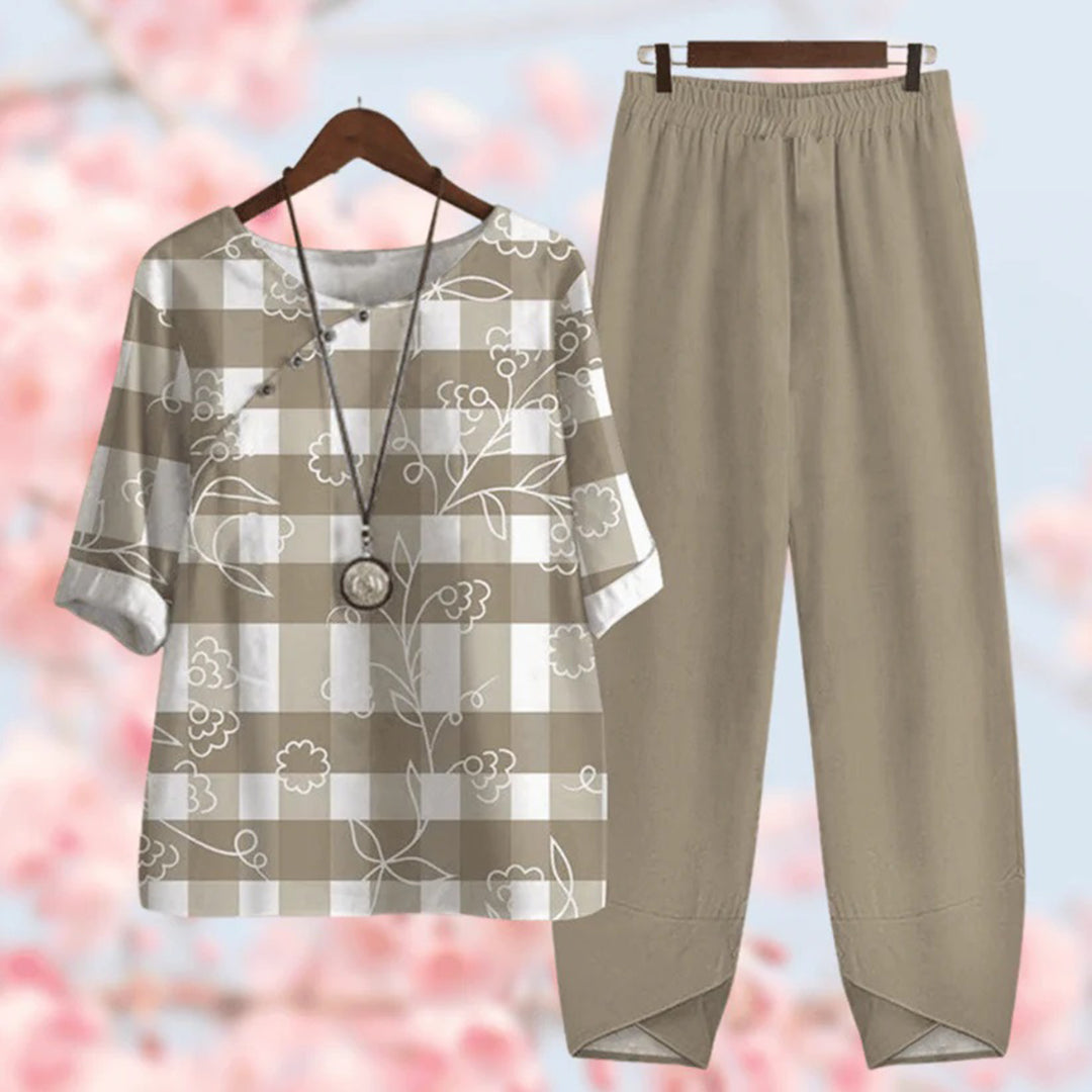 Fashionable and Effortless Set