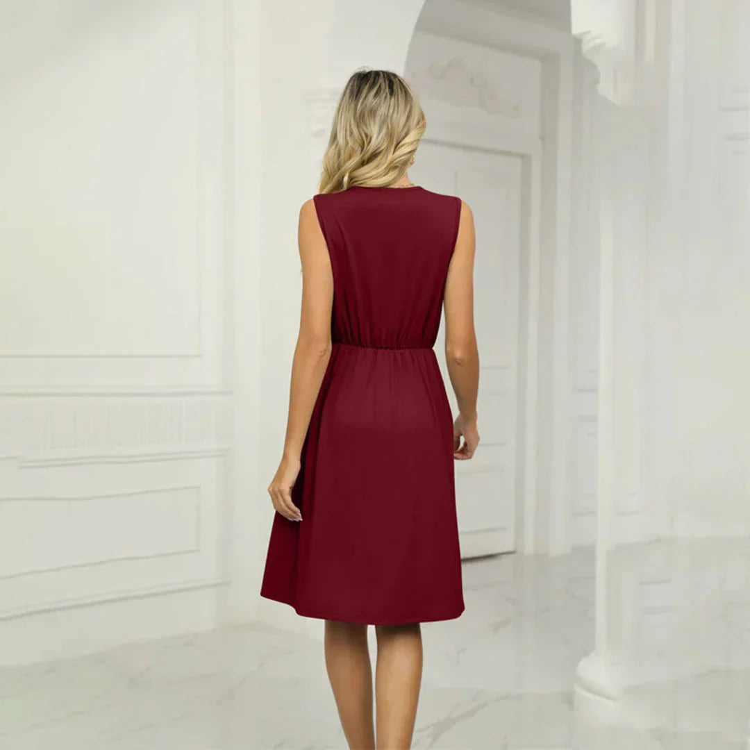 Omaira – Elegant Sleeveless V-neck Dress