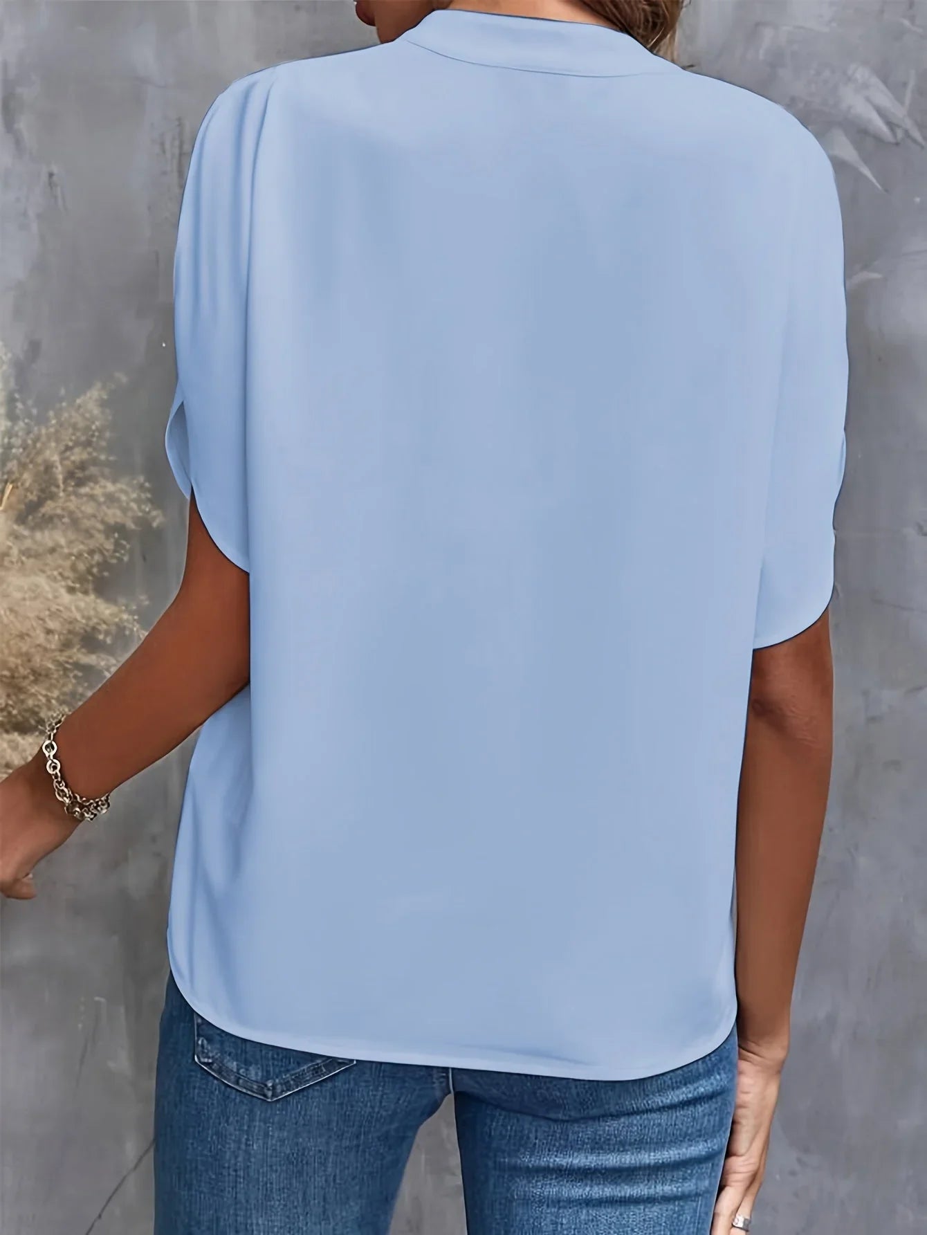Solvienne – Elegant and Stylish Blouse