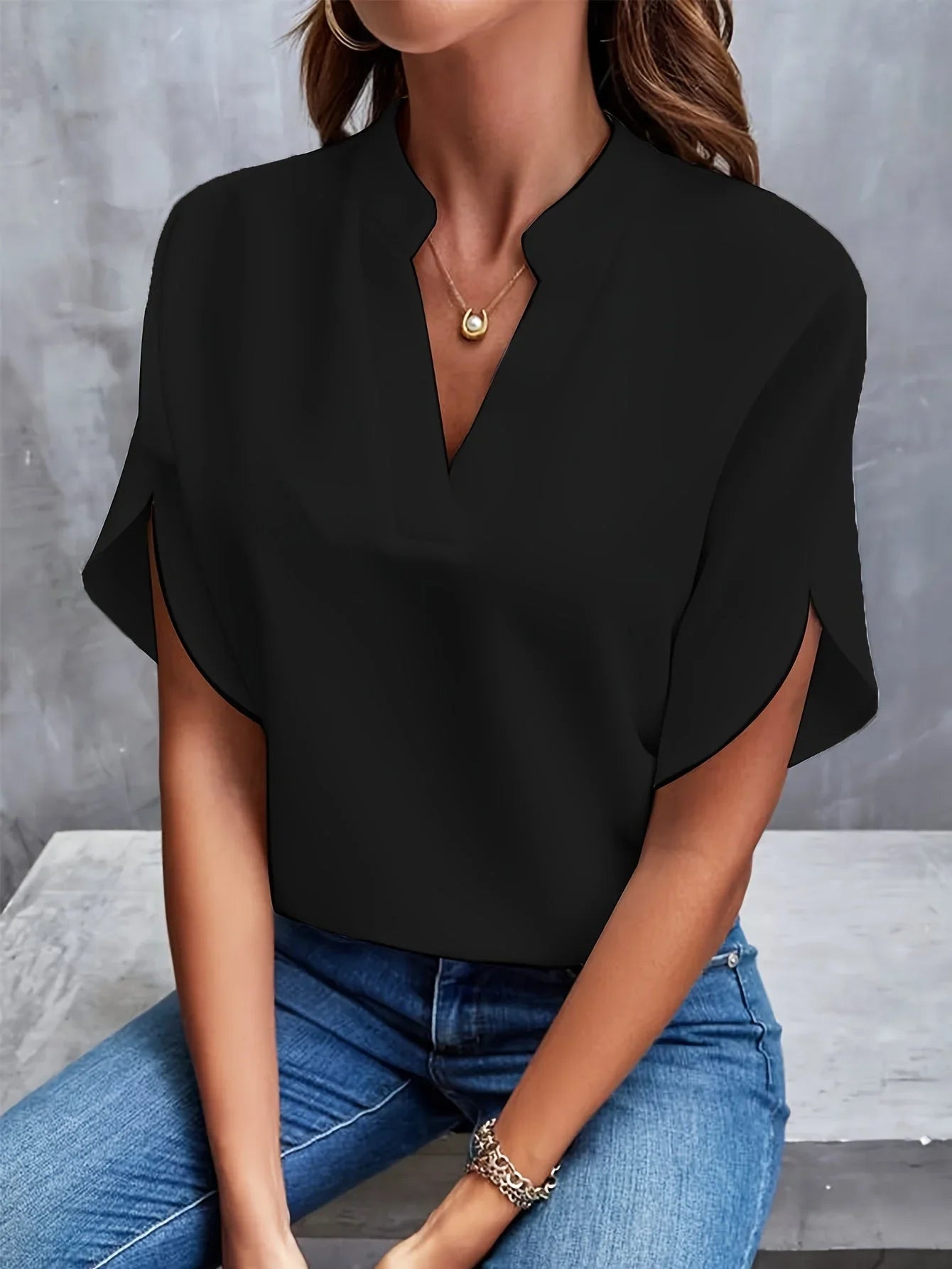 Solvienne – Elegant and Stylish Blouse