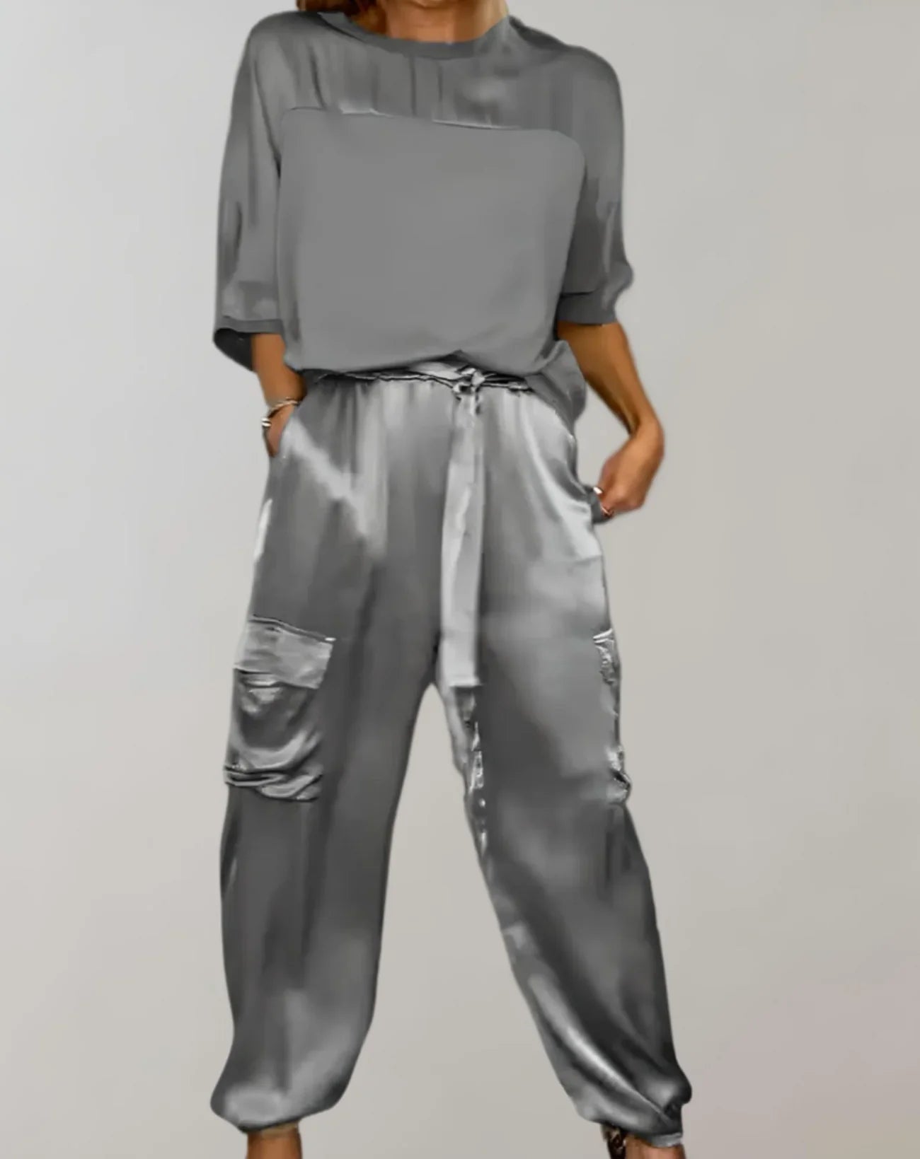 Harlow – Elegant and Sophisticated Satin Set