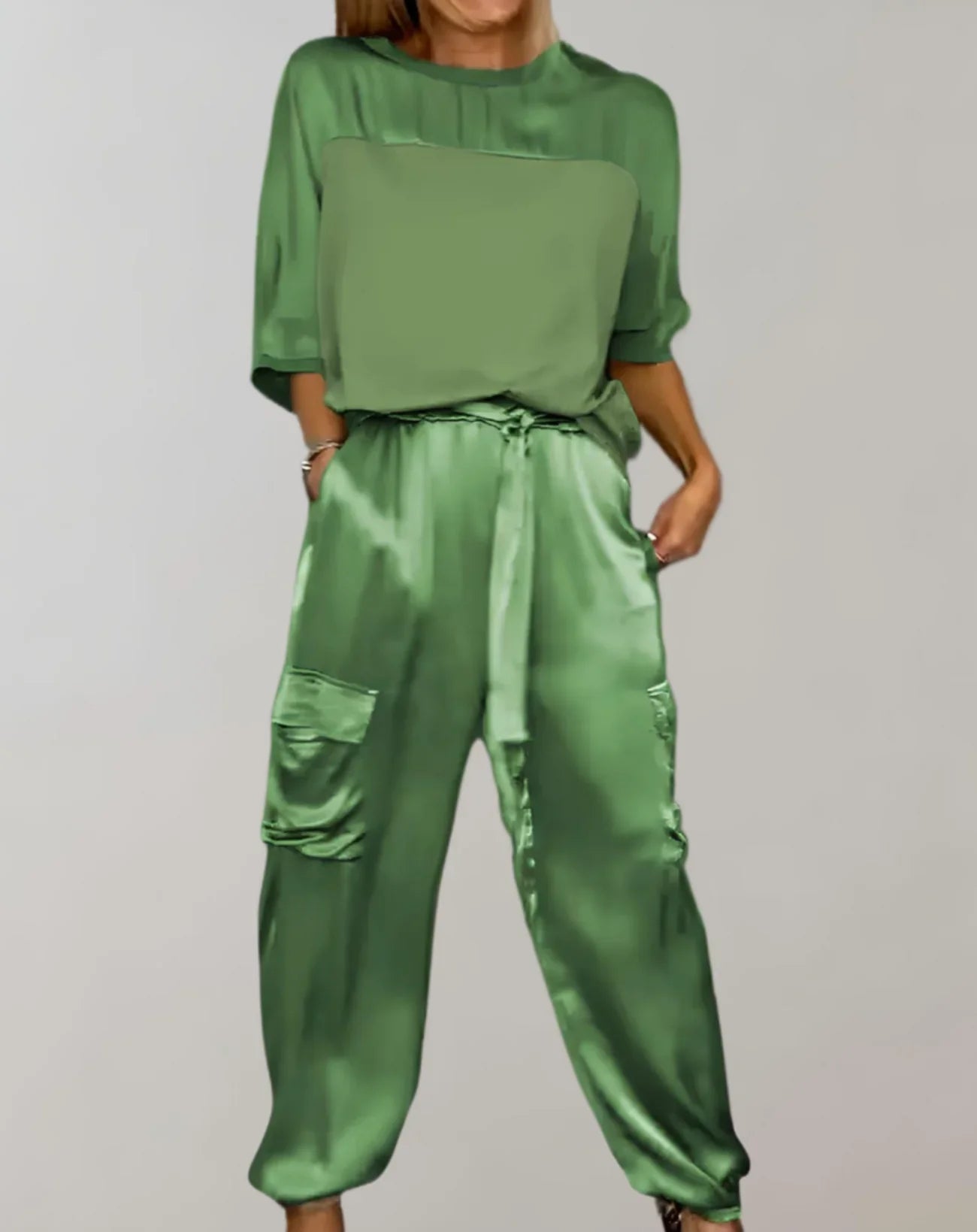 Harlow – Elegant and Sophisticated Satin Set