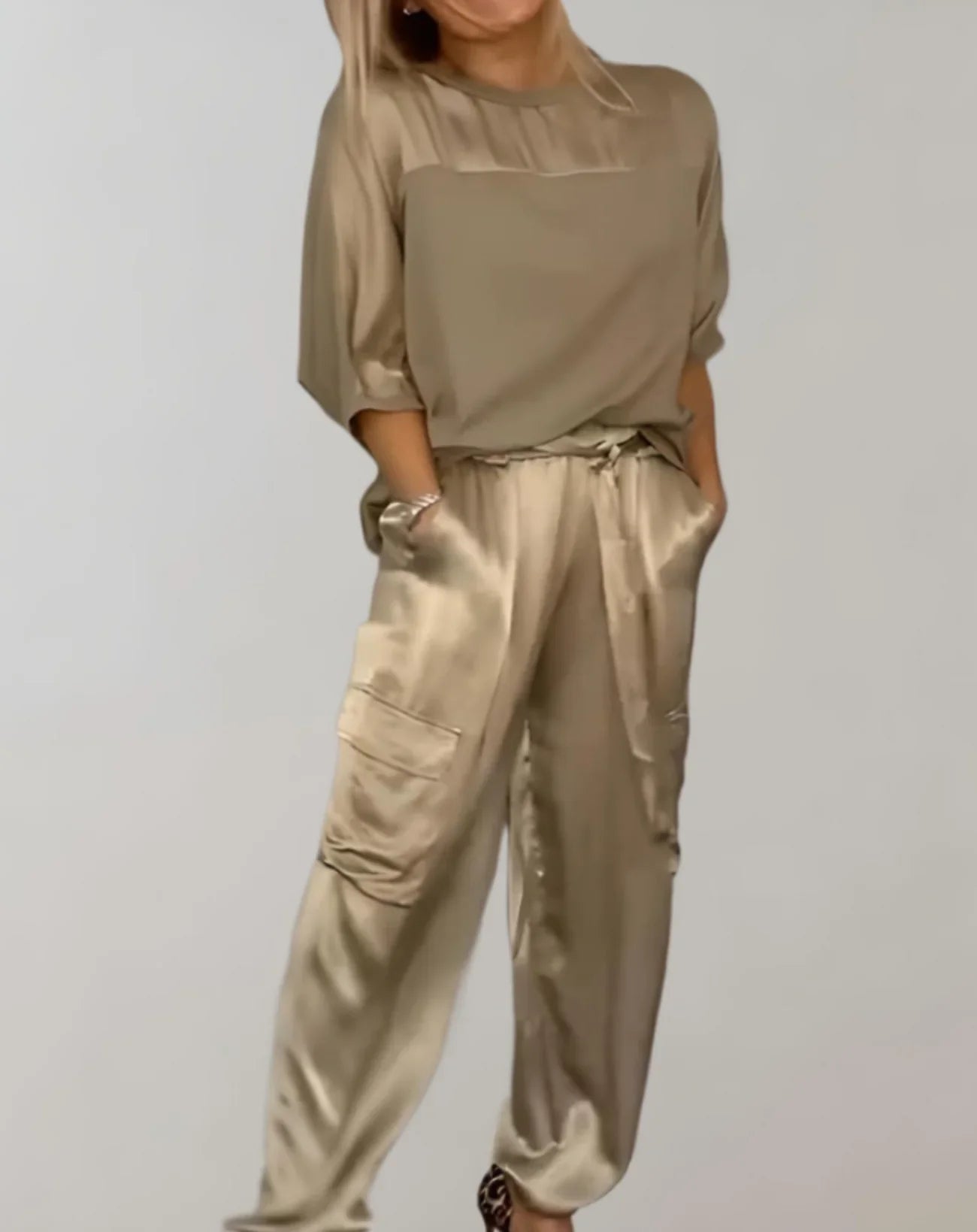 Harlow – Elegant and Sophisticated Satin Set