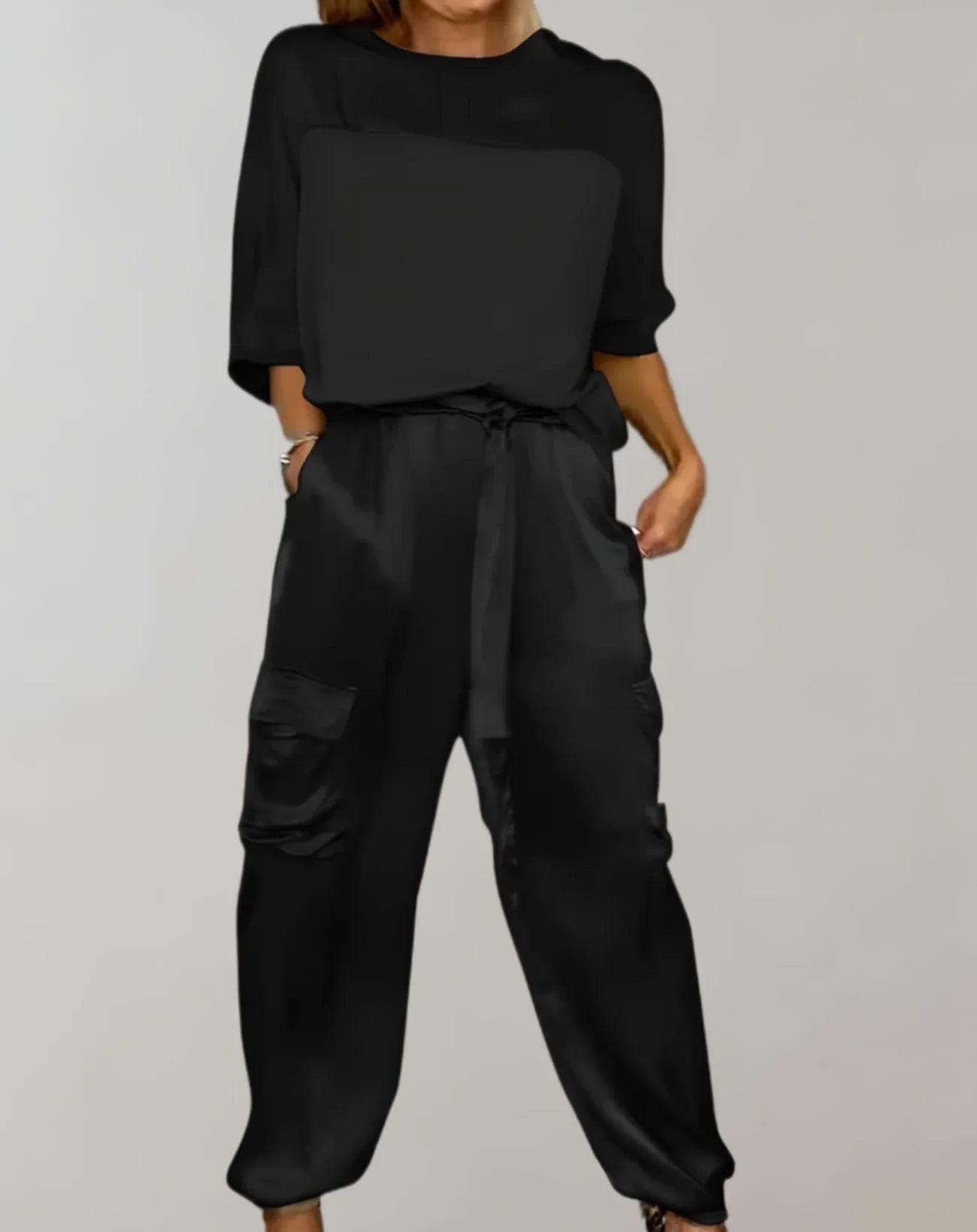 Harlow – Elegant and Sophisticated Satin Set