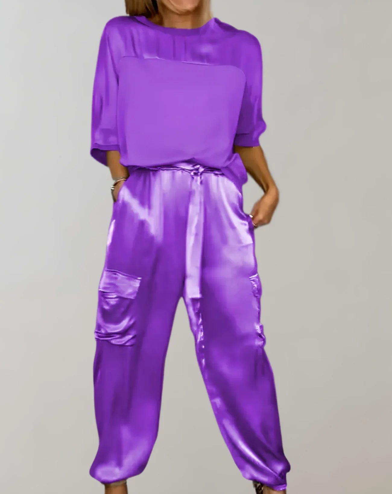 Harlow – Elegant and Sophisticated Satin Set