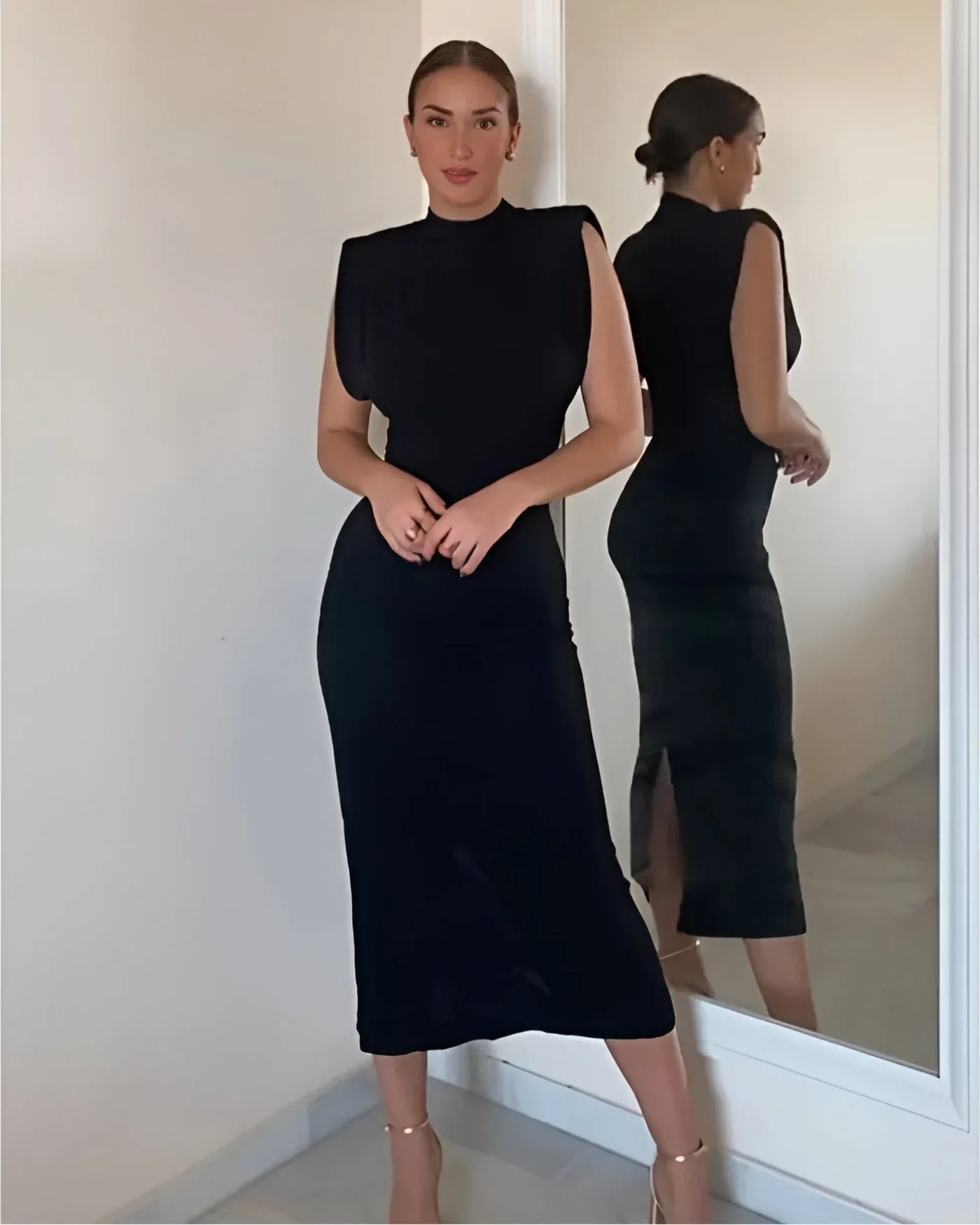 Priyanka – Elegant High Neck Sleeveless Dress