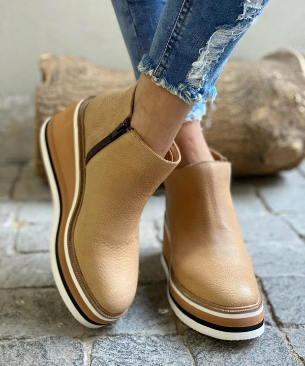 Relaxed and Timeless Boots