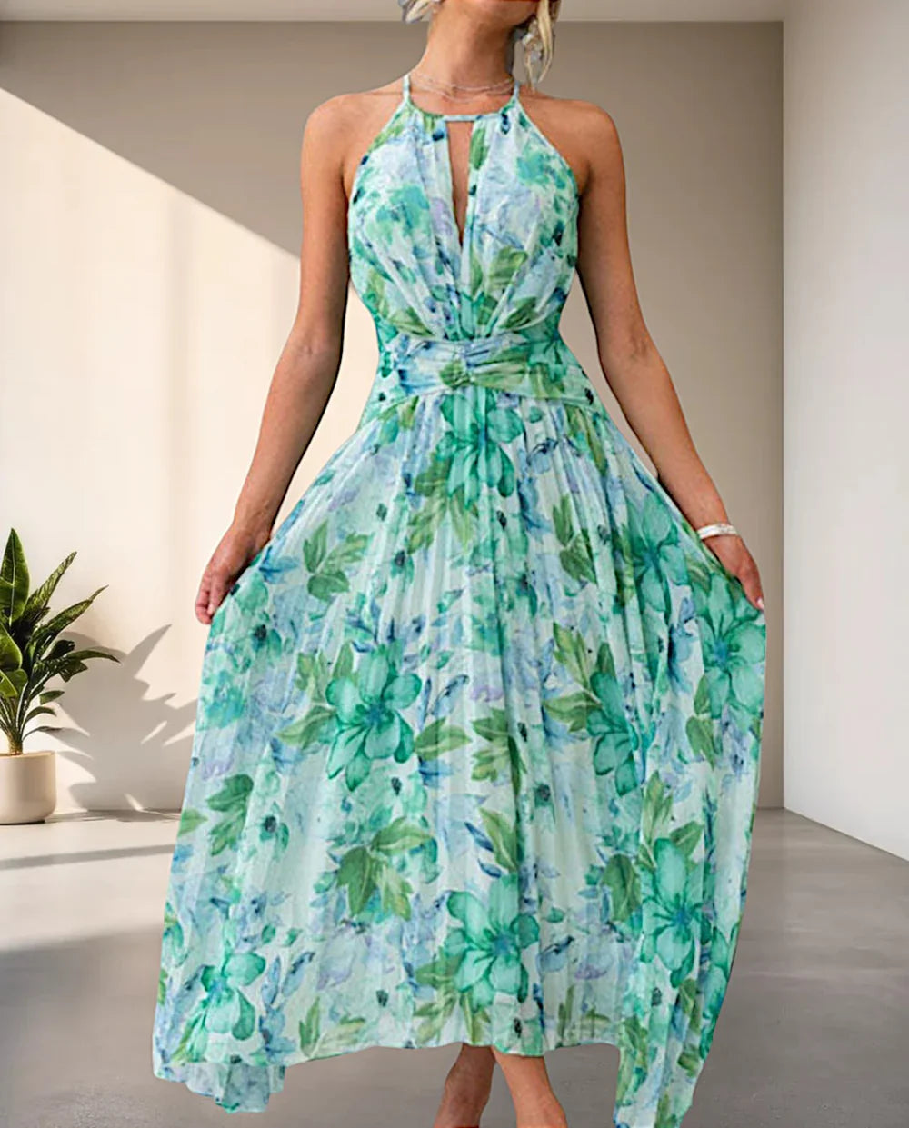 Althessa – Stunning Chiffon Halter Neck Maxi Dress