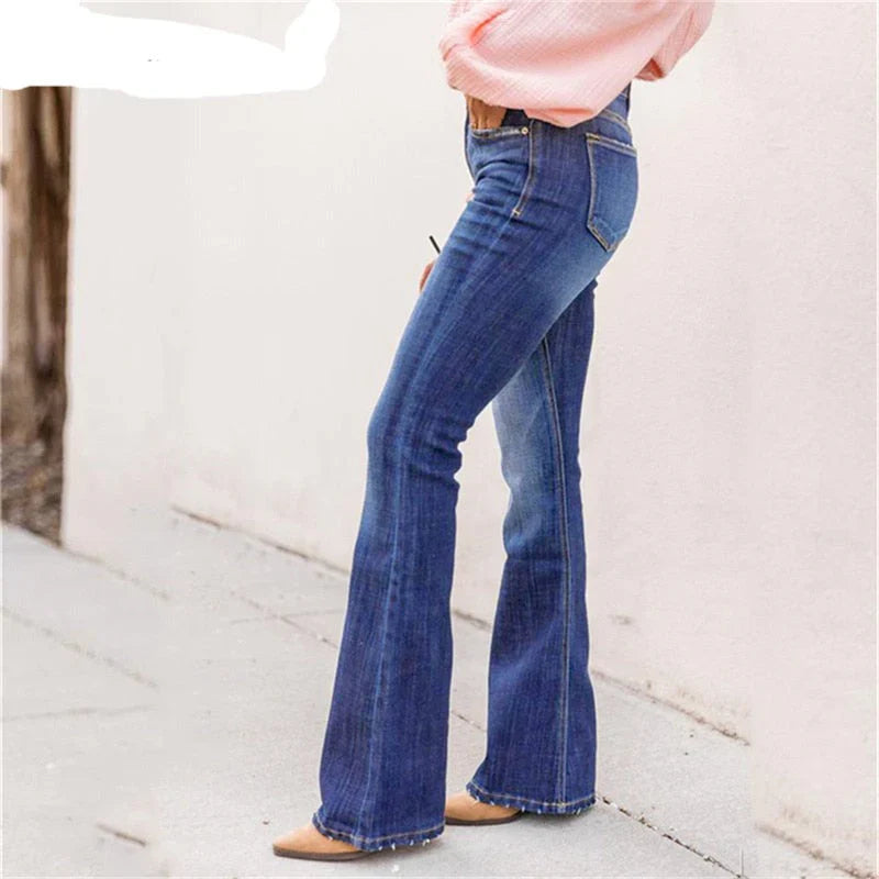 Quinette – Black High-Rise Bootcut Pants