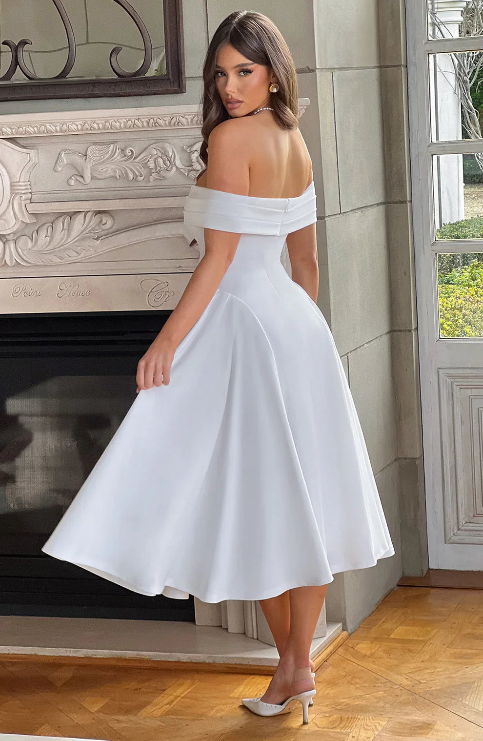 Azura – Elegant Off-shoulder Midi Dress