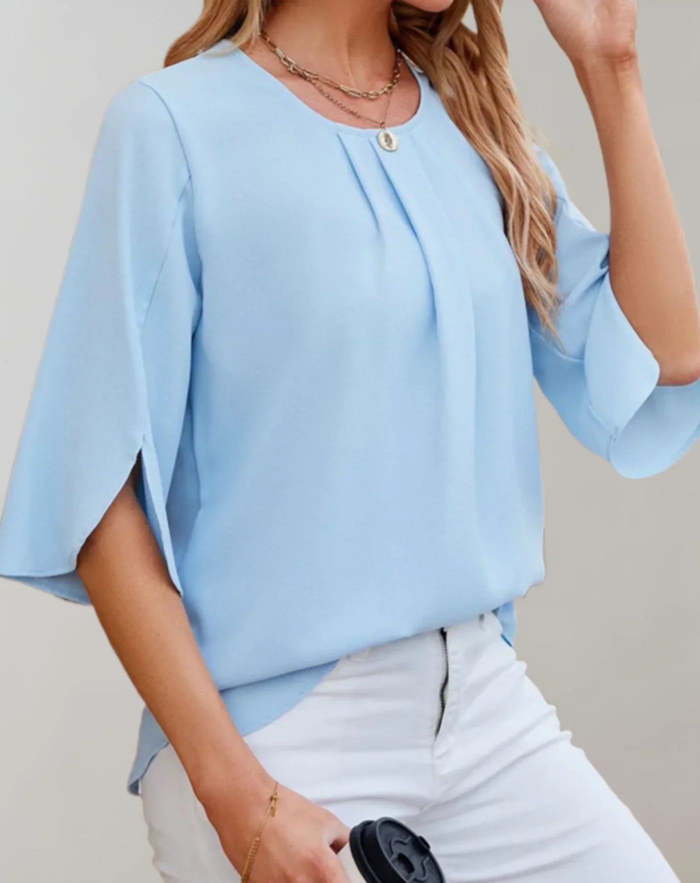 Tazlina – Elegant and Stylish Blouse