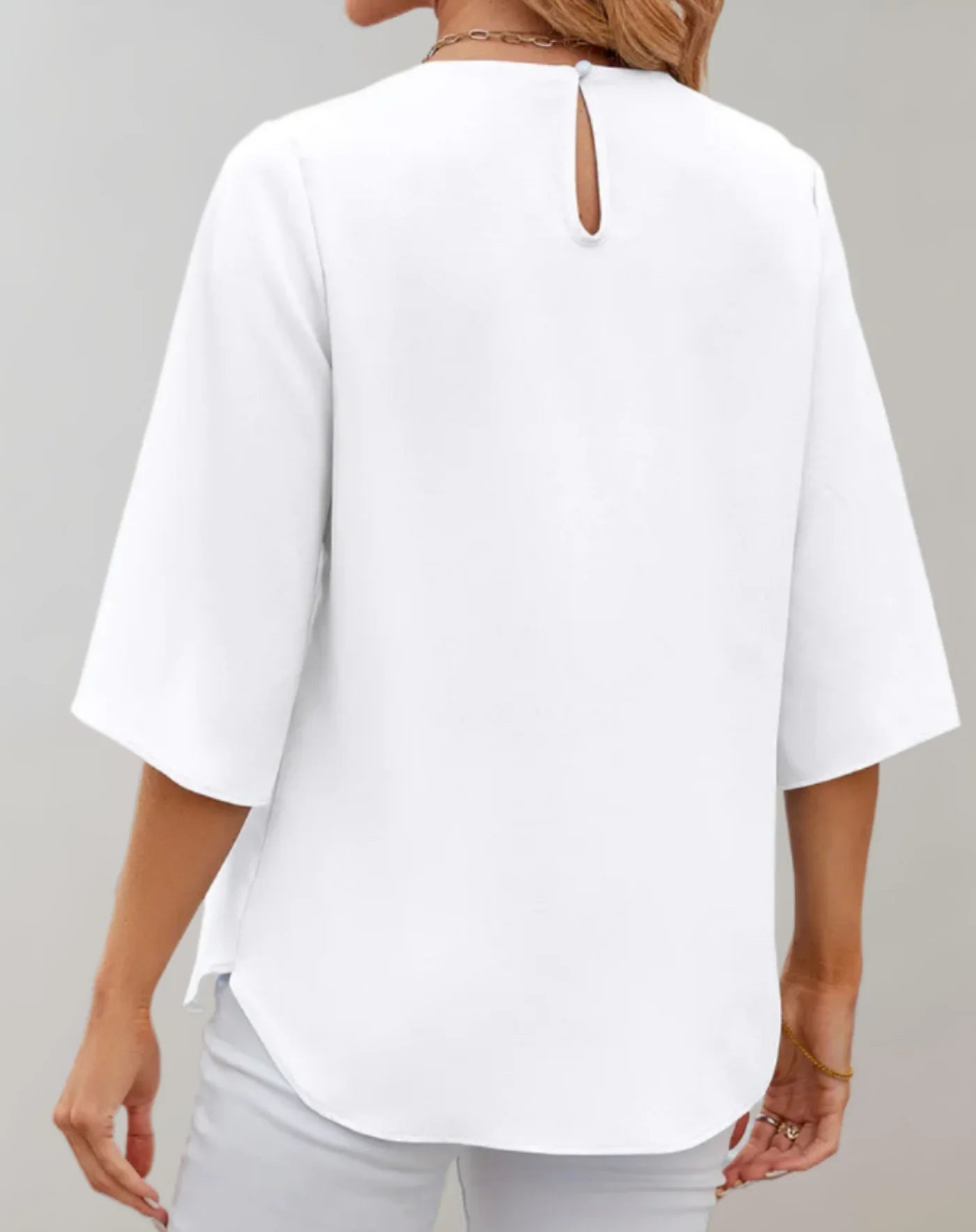 Tazlina – Elegant and Stylish Blouse