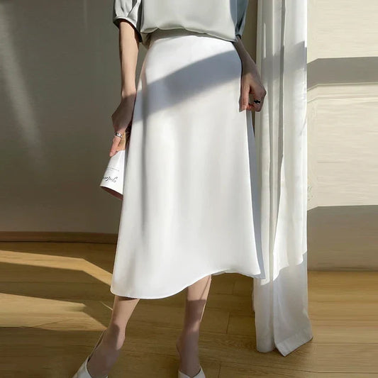 Brivelle – Elegant Satin Midi Skirt