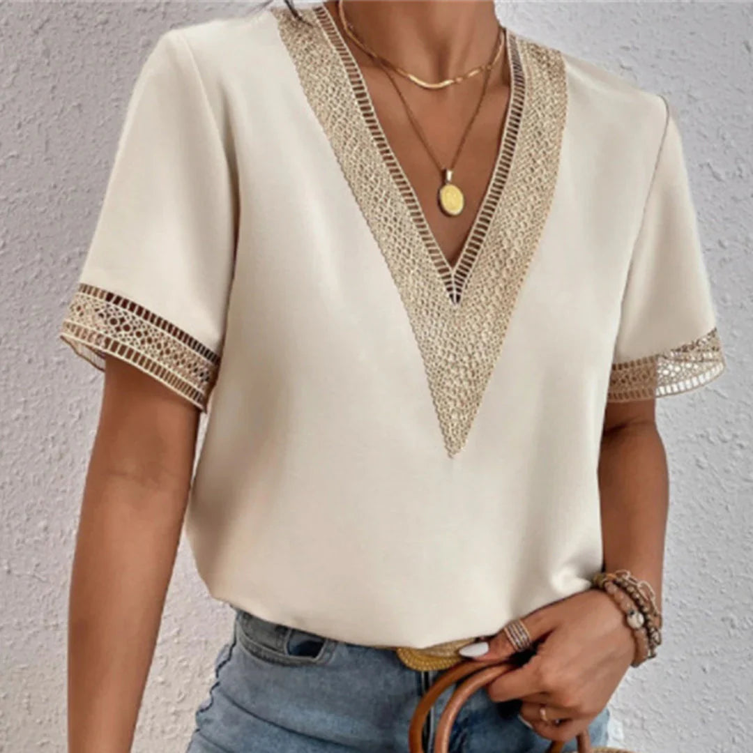 Carryn – Stylish V-neck blouse with lace trim