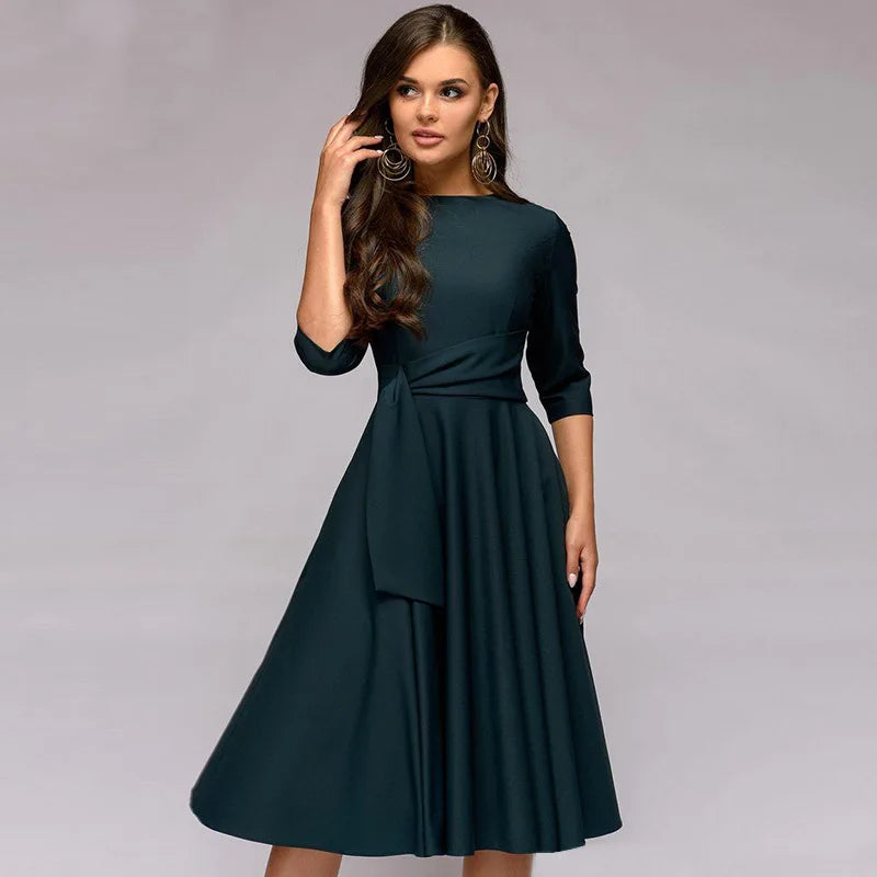 Raezel – Elegant Midi Dress