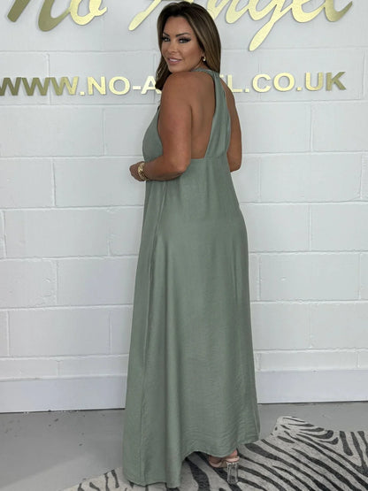 Clarimonde – Elegant Halter Maxi Dress