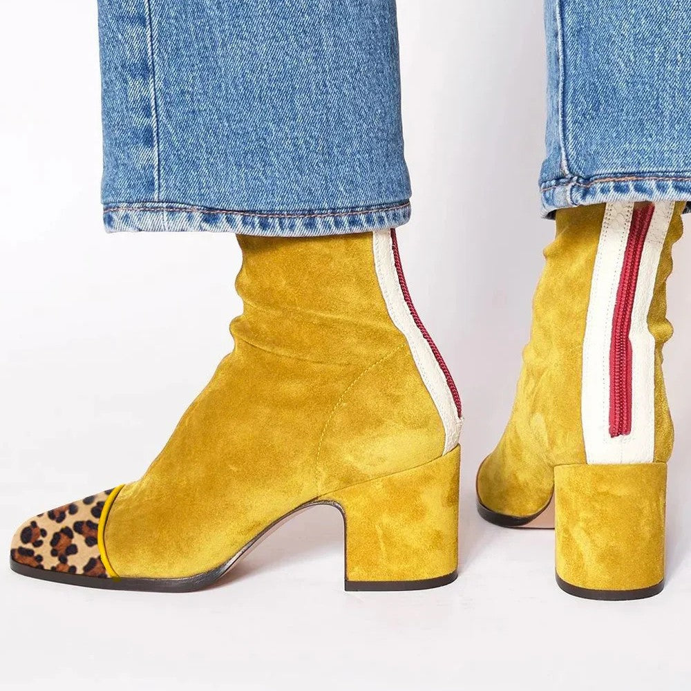 Graceful Orthopedic Boots for Modern Look