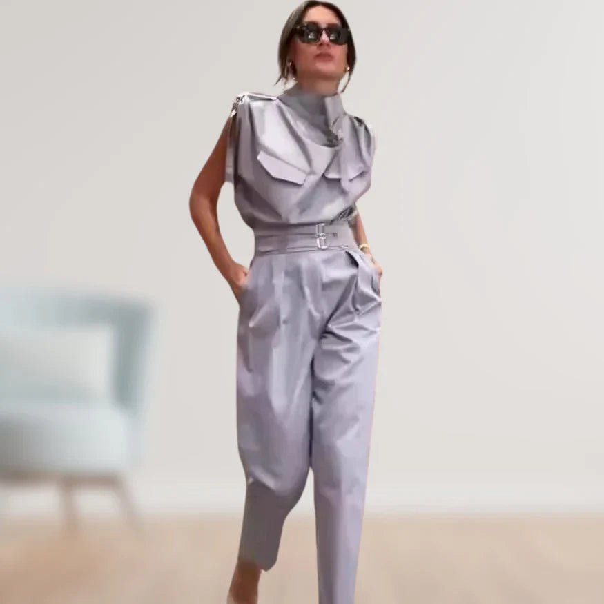 Calyssa – Stylish Sleeveless Top and Pants Set