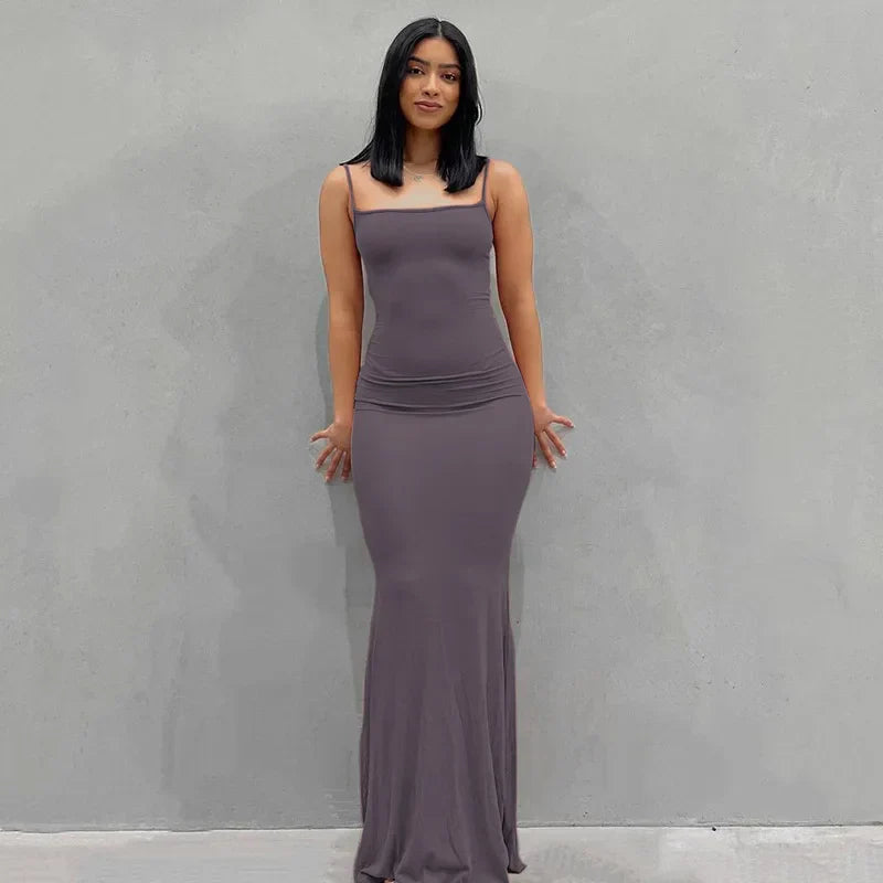 Lilybeth - Elegant Maxi Dress