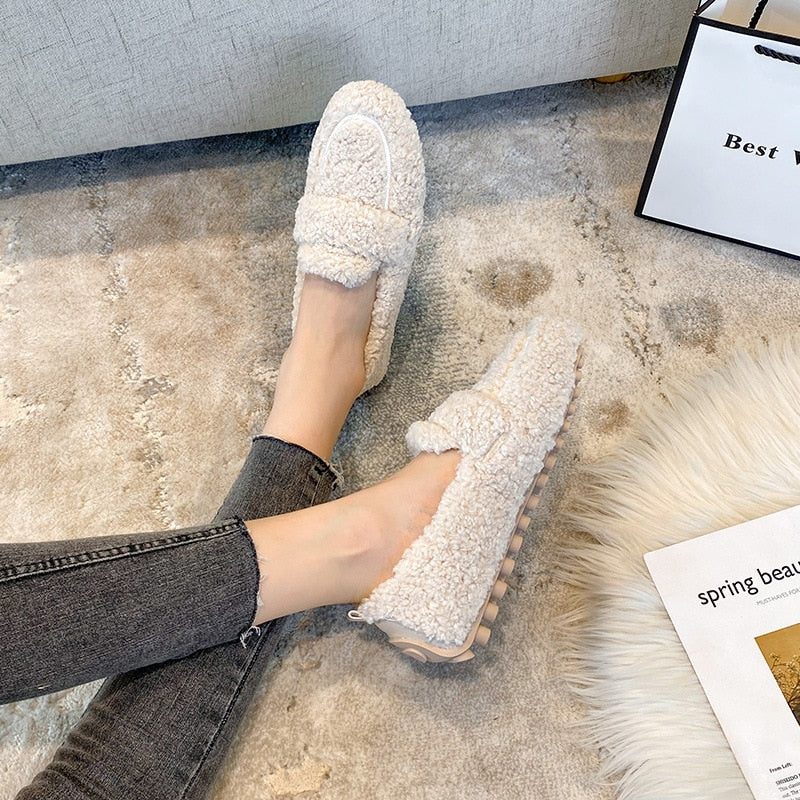 Calianna – Plush Loafer