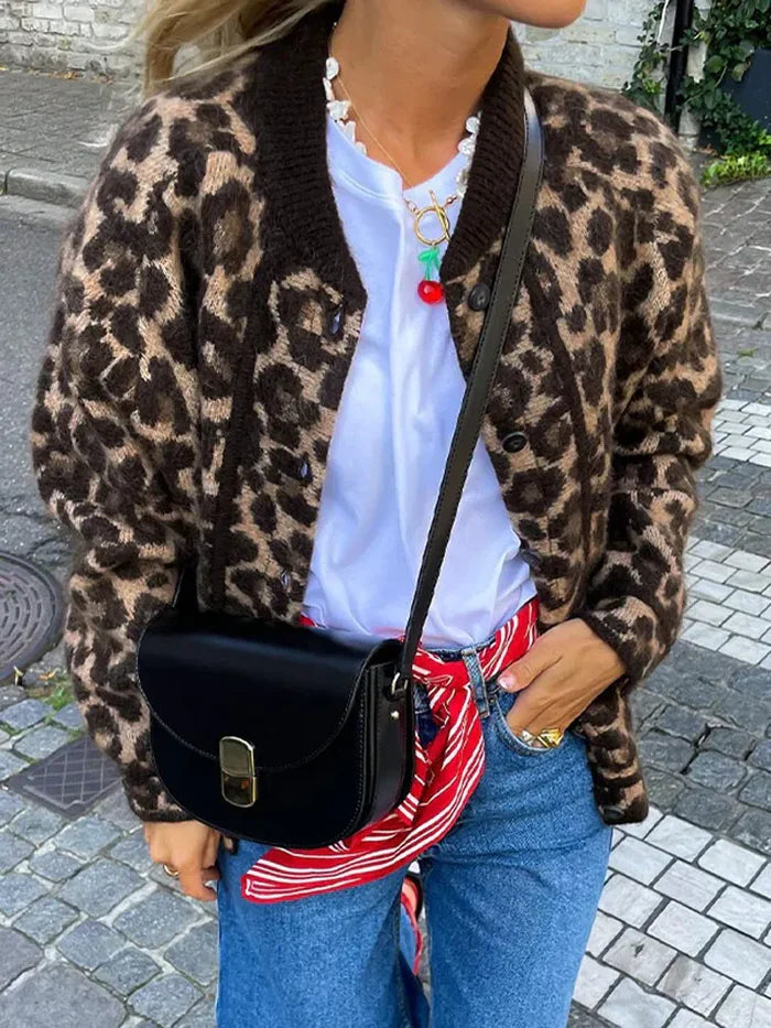 Cindy – Leopard Print Plush Jacket