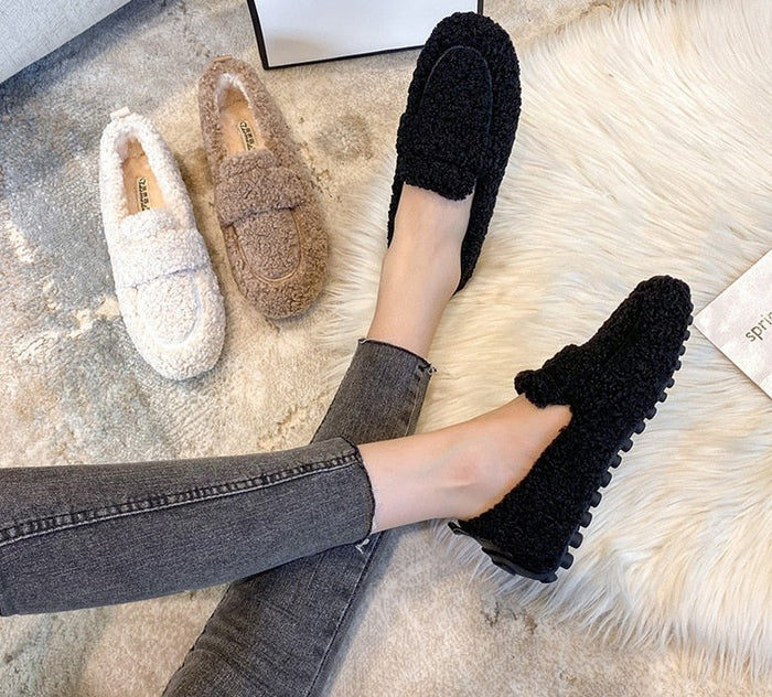 Calianna – Plush Loafer