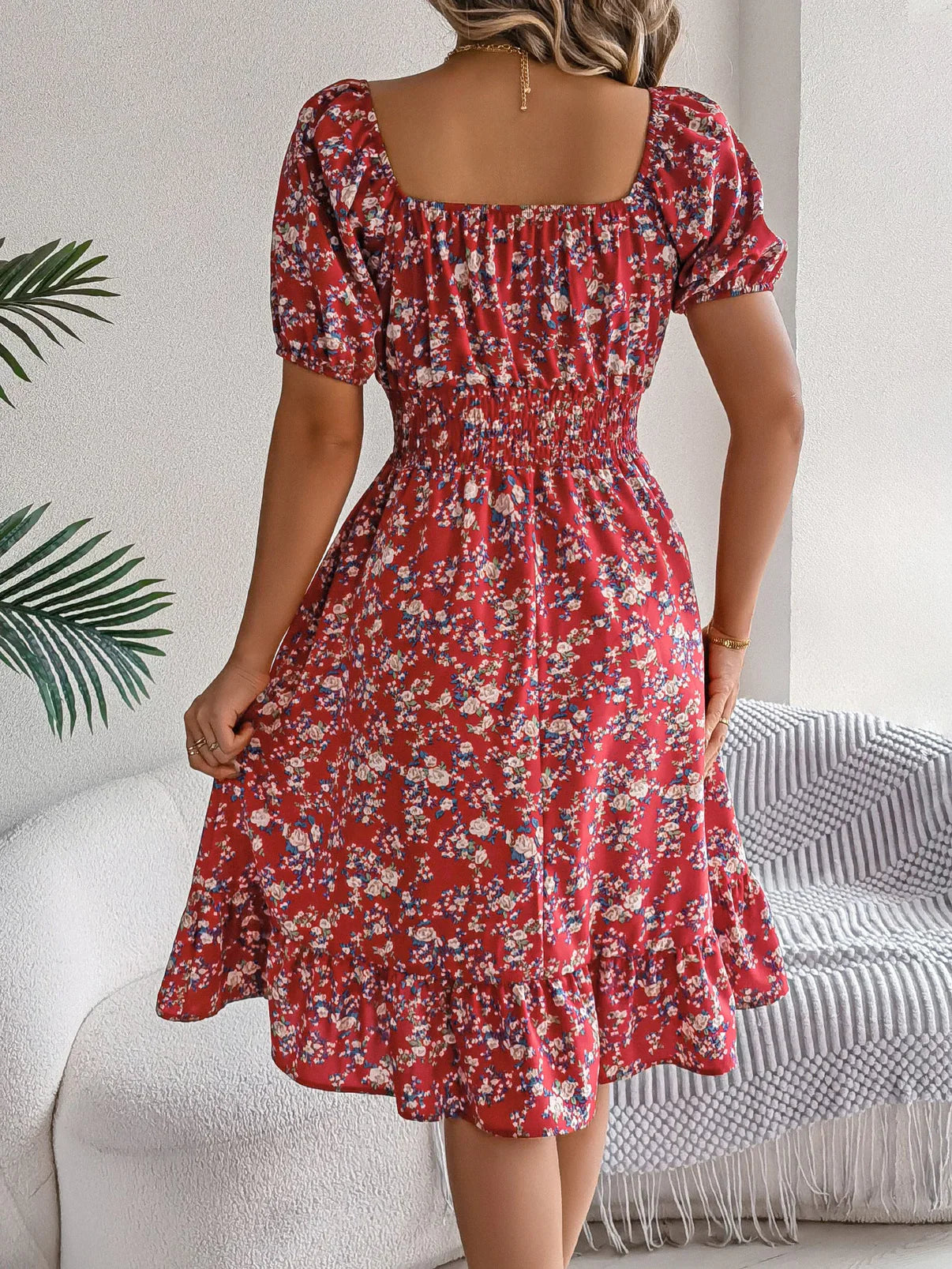 Salvora – Elegant Square Neckline Floral Dress