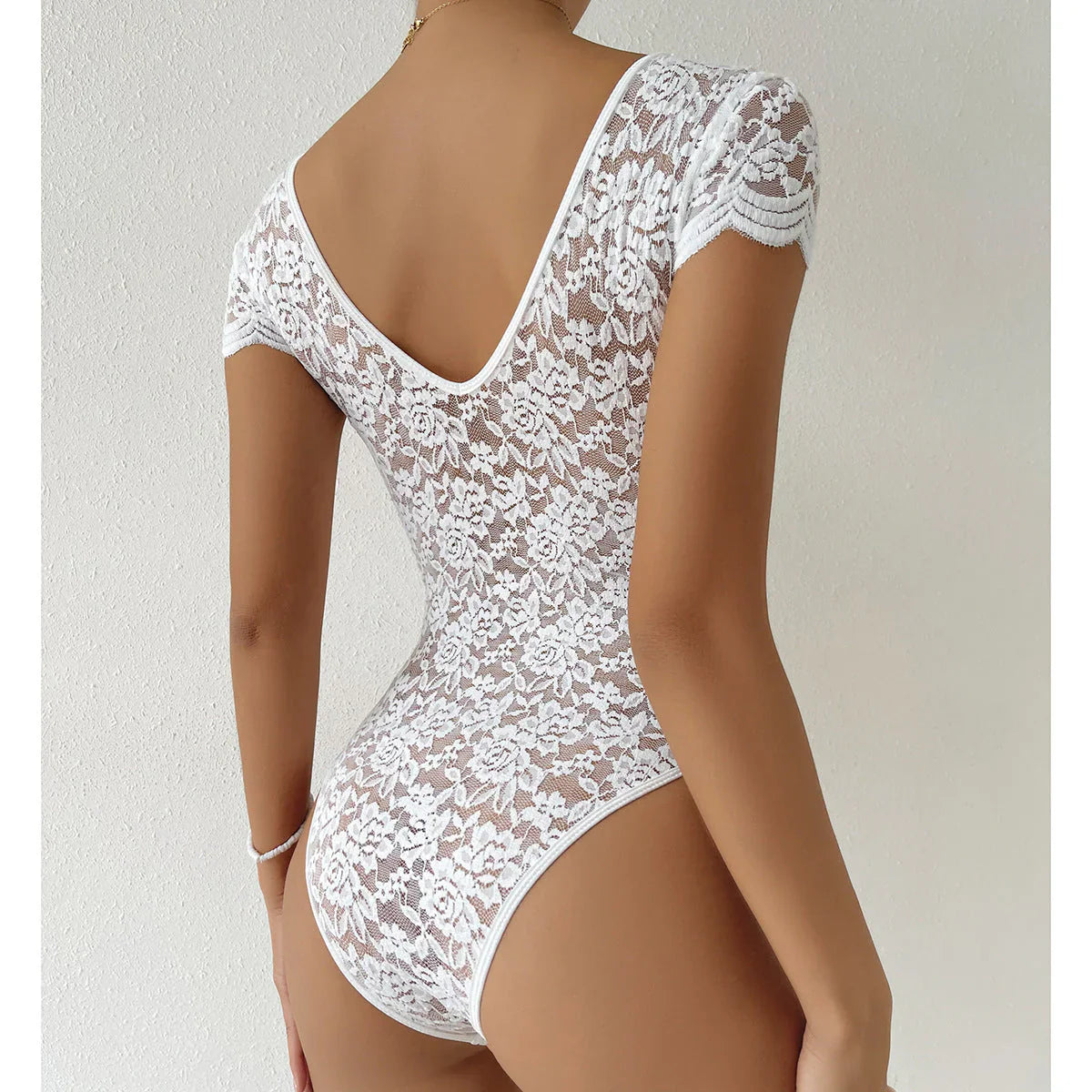 Vallienne – Elegant Lace Bodysuit