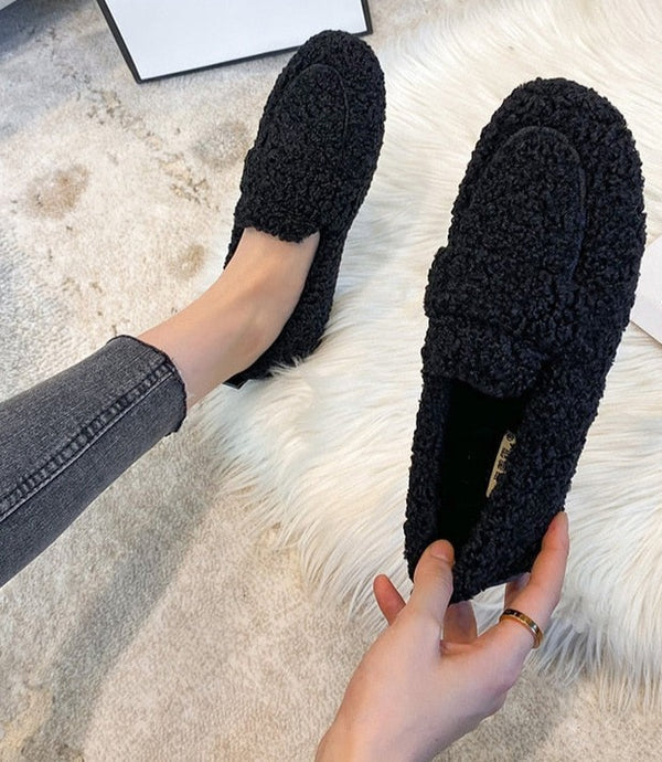 Calianna – Plush Loafer