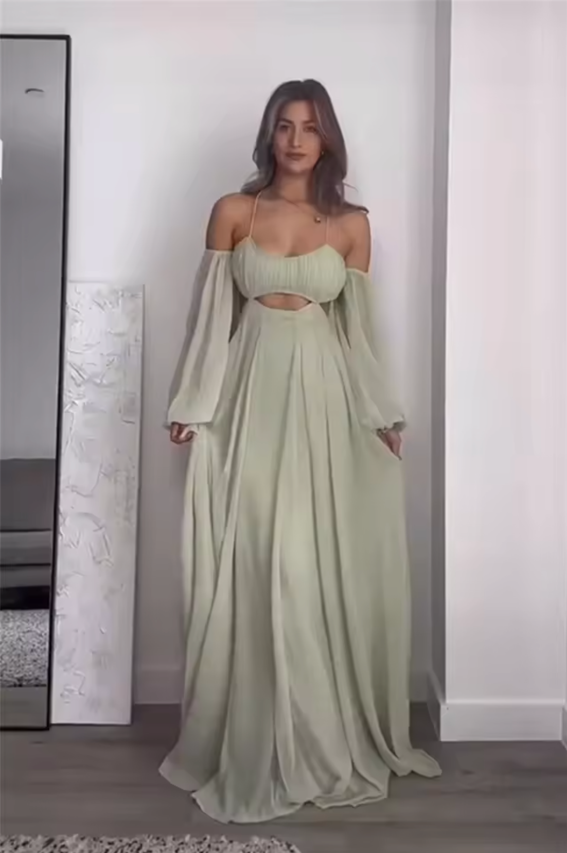 Orlaine – Charming Off-Shoulder Maxi Dress